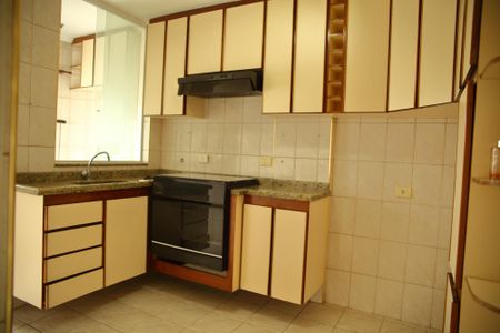 Apartamento à venda com 76m², 2 quartos e 2 vagasCozinha