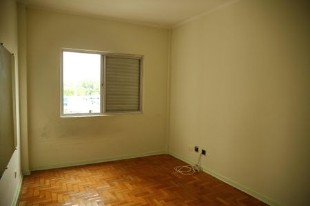 Apartamento à venda com 76m², 2 quartos e 2 vagasQuarto 2