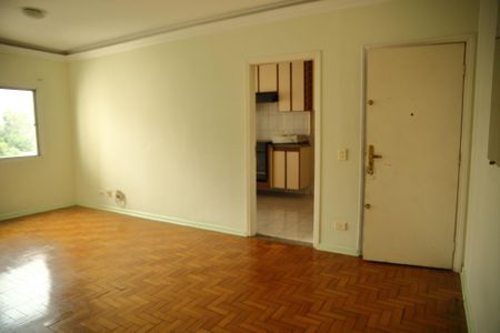 Apartamento à venda com 76m², 2 quartos e 2 vagasSala