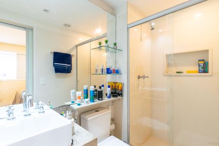 Apartamento à venda com 53m², 1 quarto e 1 vaga Apartamento à venda com 53m², 1 quarto e 1 vagaBanheiro da Suíte