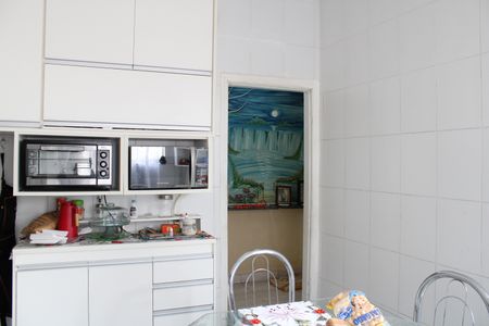 Apartamento para alugar com 100m², 2 quartos e sem vagaCozinha