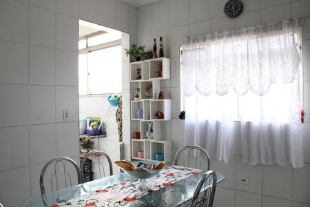 Apartamento para alugar com 100m², 2 quartos e sem vagaCozinha