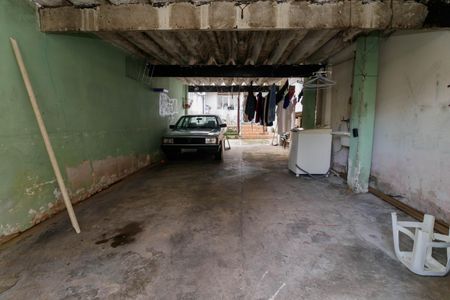 Casa à venda com 200m², 2 quartos e 4 vagasGaragem/Quintal
