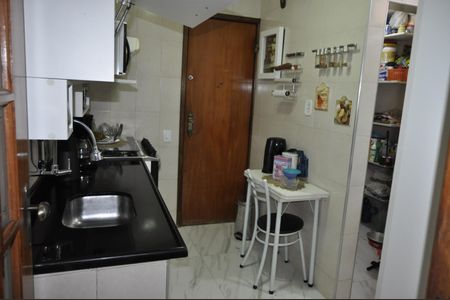 Apartamento à venda com 69m², 2 quartos e 1 vagaCozinha
