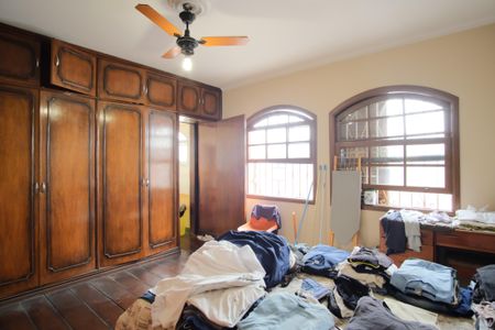 Casa à venda com 320m², 4 quartos e 5 vagasSuíte 3