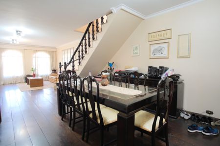 Casa à venda com 320m², 4 quartos e 5 vagasSala de Jantar