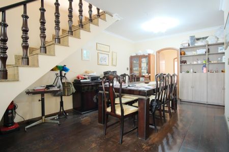 Casa à venda com 320m², 4 quartos e 5 vagasSala de Jantar