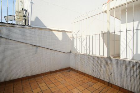 Casa à venda com 320m², 4 quartos e 5 vagasÁrea de Serviço