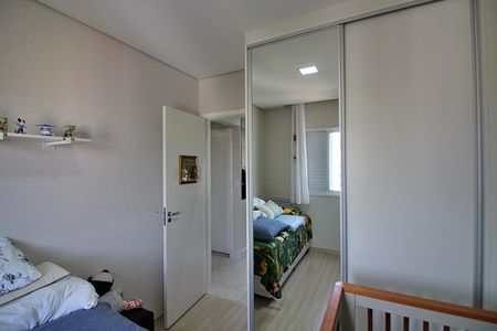 Apartamento à venda com 77m², 2 quartos e 2 vagasQuarto 