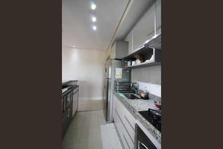 Apartamento à venda com 77m², 2 quartos e 2 vagasCozinha e Área de Serviço