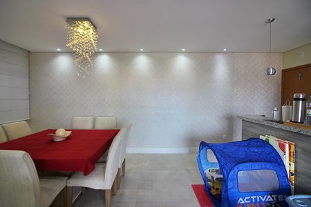 Apartamento à venda com 77m², 2 quartos e 2 vagasSala