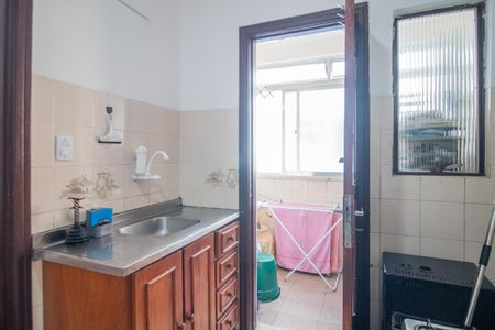 Apartamento à venda com 42m², 1 quarto e sem vagaCozinha e Área de Serviço