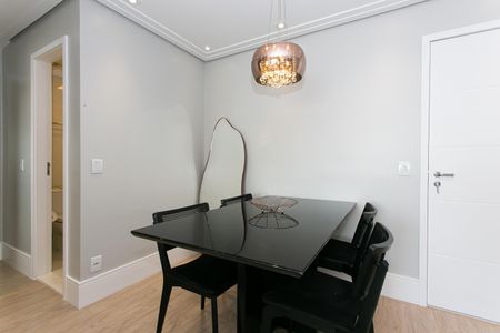 Apartamento à venda com 82m², 2 quartos e 2 vagasSala