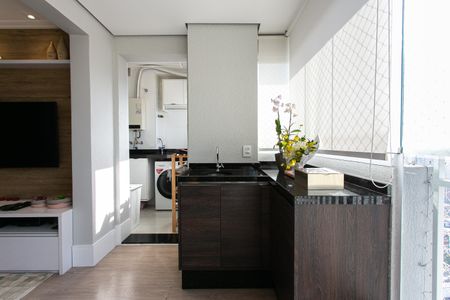 Apartamento à venda com 82m², 2 quartos e 2 vagasVaranda