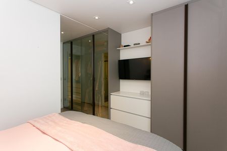 Apartamento à venda com 82m², 2 quartos e 2 vagasSuíte