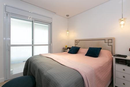 Apartamento à venda com 82m², 2 quartos e 2 vagasSuíte