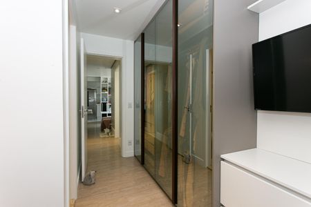Apartamento à venda com 82m², 2 quartos e 2 vagasSuíte