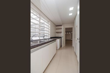 Casa à venda com 450m², 3 quartos e 3 vagasÁrea de Serviço