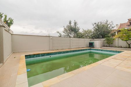 Casa à venda com 450m², 3 quartos e 3 vagasPiscina