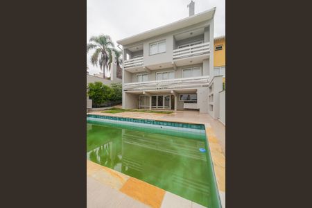 Casa à venda com 450m², 3 quartos e 3 vagasPiscina