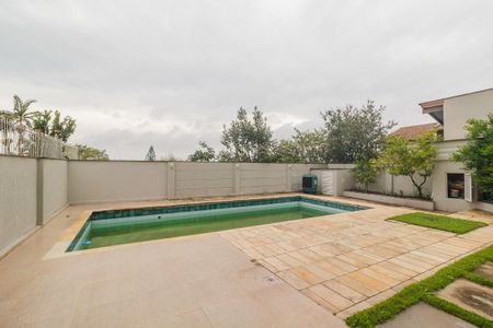 Casa à venda com 450m², 3 quartos e 3 vagasPiscina