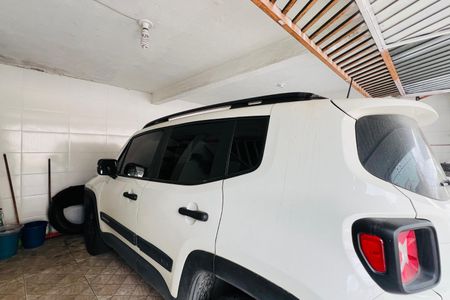 Casa à venda com 100m², 3 quartos e 2 vagas Casa à venda com 100m², 3 quartos e 2 vagasGaragem
