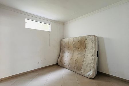 Casa à venda com 100m², 3 quartos e 2 vagas Casa à venda com 100m², 3 quartos e 2 vagasCopa