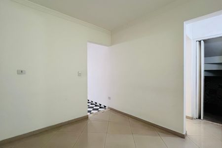 Casa à venda com 100m², 3 quartos e 2 vagas Casa à venda com 100m², 3 quartos e 2 vagasCopa