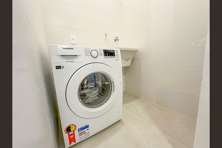 Apartamento à venda com 32m², 1 quarto e sem vagaÁrea de Serviço