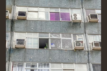 Apartamento à venda com 32m², 1 quarto e sem vagaFachada + Placa