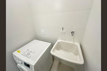 Apartamento à venda com 32m², 1 quarto e sem vagaÁrea de Serviço