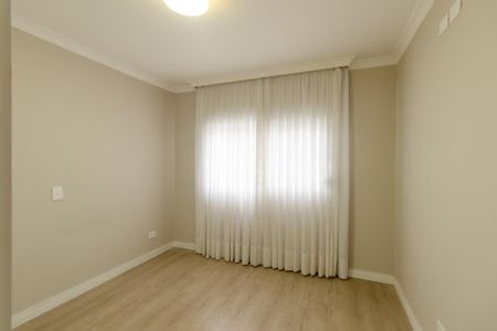 Casa para alugar com 238m², 3 quartos e 3 vagas Casa para alugar com 238m², 3 quartos e 3 vagasQuarto 3