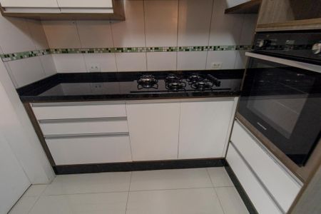 Casa para alugar com 238m², 3 quartos e 3 vagas Casa para alugar com 238m², 3 quartos e 3 vagasCozinha