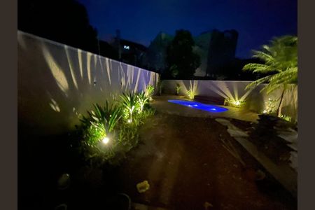Casa para alugar com 238m², 3 quartos e 3 vagas Casa para alugar com 238m², 3 quartos e 3 vagasQuintal