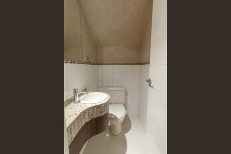 Casa para alugar com 238m², 3 quartos e 3 vagas Casa para alugar com 238m², 3 quartos e 3 vagasLavabo
