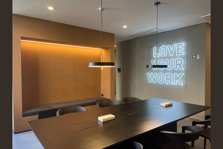 Studio à venda com 27m², 1 quarto e sem vaga Studio à venda com 27m², 1 quarto e sem vagaCoworking