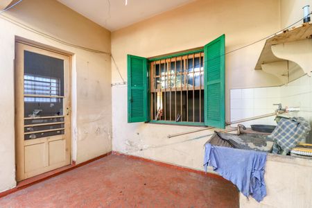 Casa à venda com 300m², 2 quartos e 4 vagasÁrea de Serviço