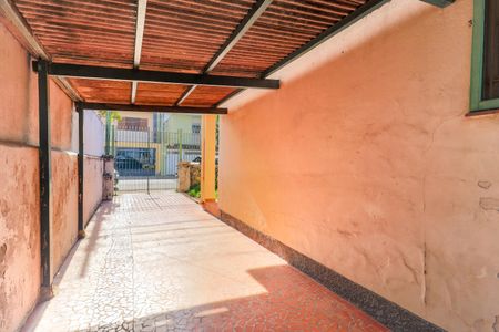 Casa à venda com 300m², 2 quartos e 4 vagasGaragem