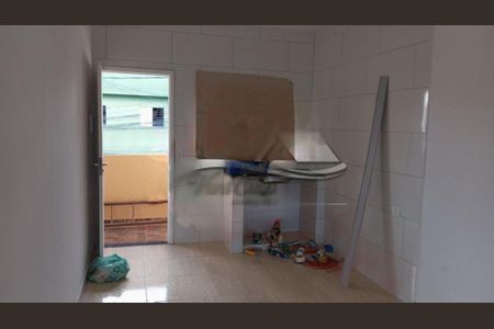 Casa à venda com 1 quarto, 108m² em Vila Caraguata, São Paulo