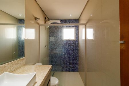 Casa à venda com 260m², 3 quartos e 4 vagasBanheiro da Suíte 3