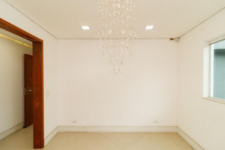 Casa à venda com 260m², 3 quartos e 4 vagasSala 2