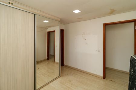 Casa à venda com 260m², 3 quartos e 4 vagasSuíte 2