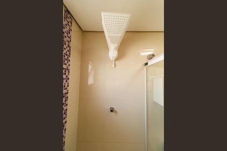 Casa à venda com 260m², 3 quartos e 4 vagasBanheiro da Suíte 2