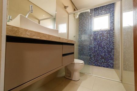 Casa à venda com 260m², 3 quartos e 4 vagasBanheiro da Suíte 3