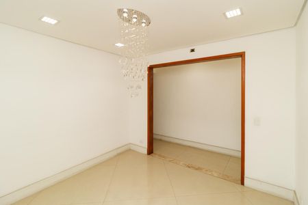 Casa à venda com 260m², 3 quartos e 4 vagasSala 2