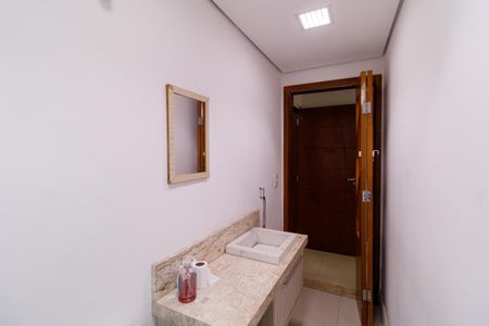 Casa à venda com 260m², 3 quartos e 4 vagasLavabo