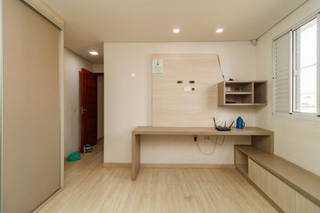 Casa à venda com 260m², 3 quartos e 4 vagasSuíte 3