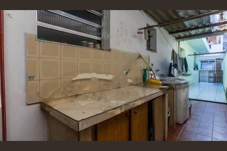 Casa à venda com 300m², 2 quartos e 5 vagas