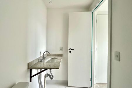 Apartamento à venda com 29m², 1 quarto e sem vaga Apartamento à venda com 29m², 1 quarto e sem vagaBanheiro da Suíte