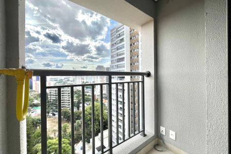 Apartamento à venda com 29m², 1 quarto e sem vaga Apartamento à venda com 29m², 1 quarto e sem vagaVaranda